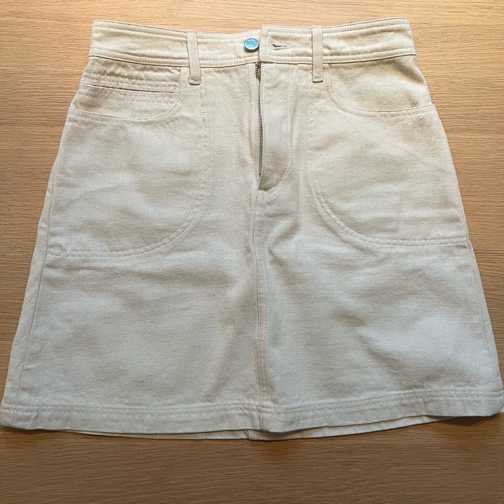 Cream coloured denim APC skirt women’s 36 (EU)